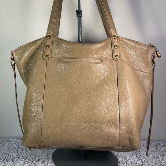 Hobo - Dustin Large Leather Tote Bag - Picture 4 of 16
